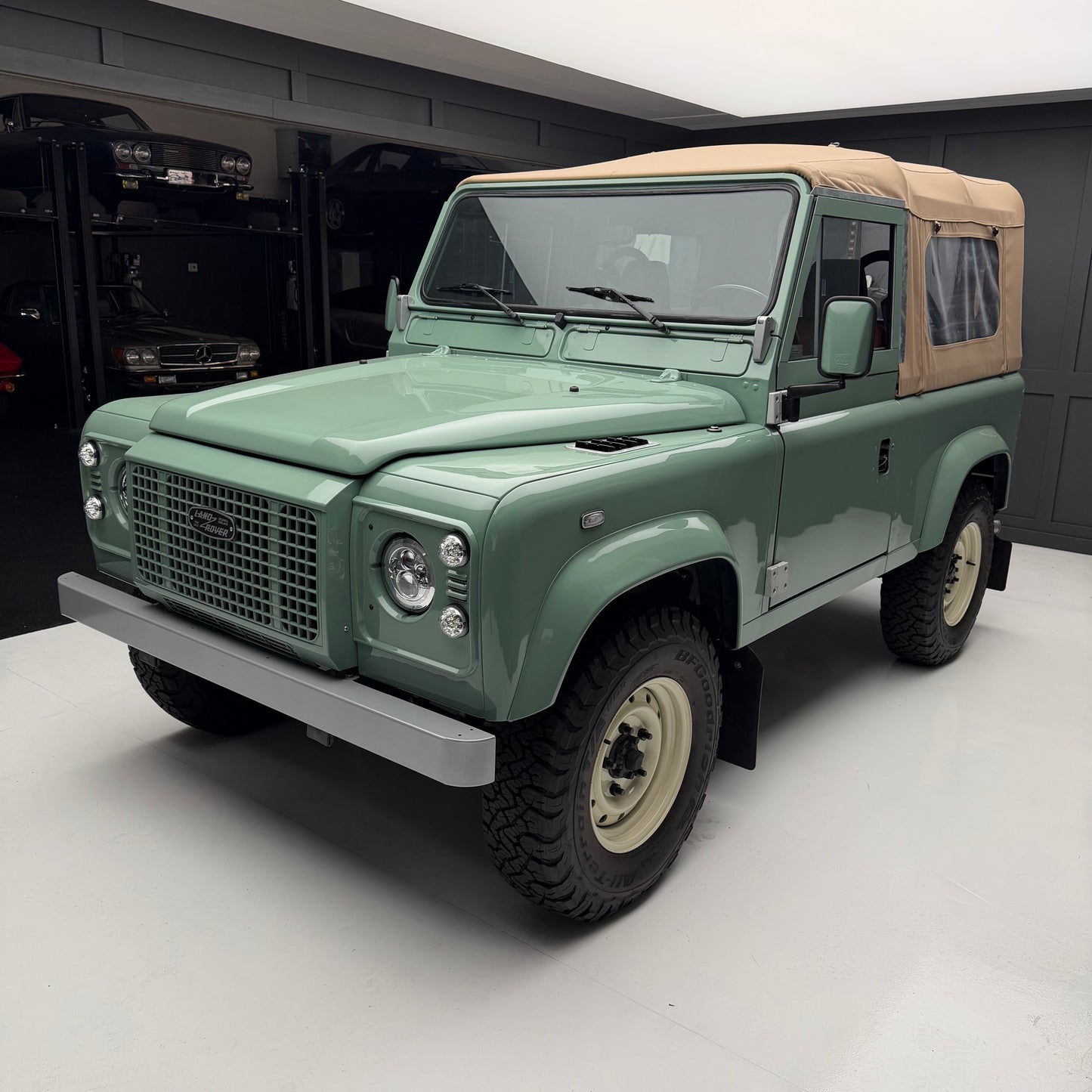 2000 Land Rover Defender