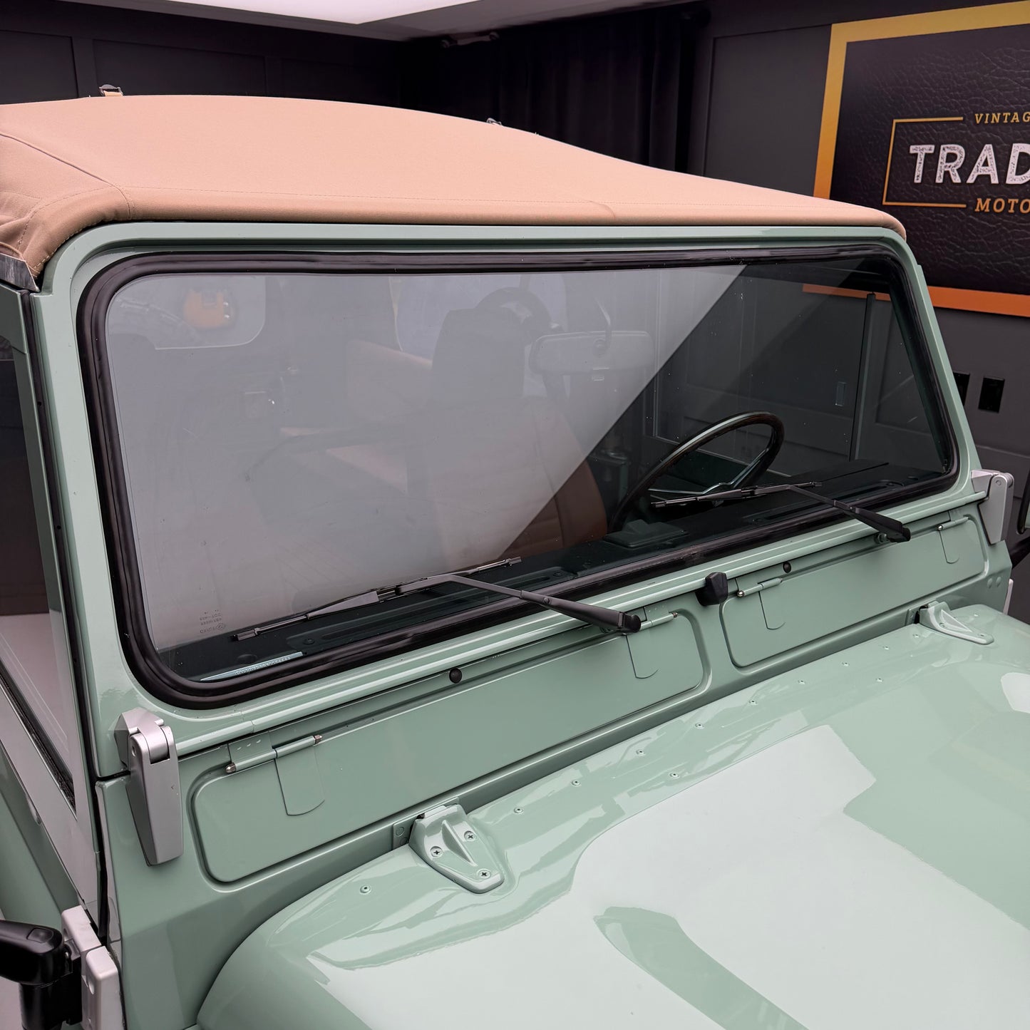 2000 Land Rover Defender