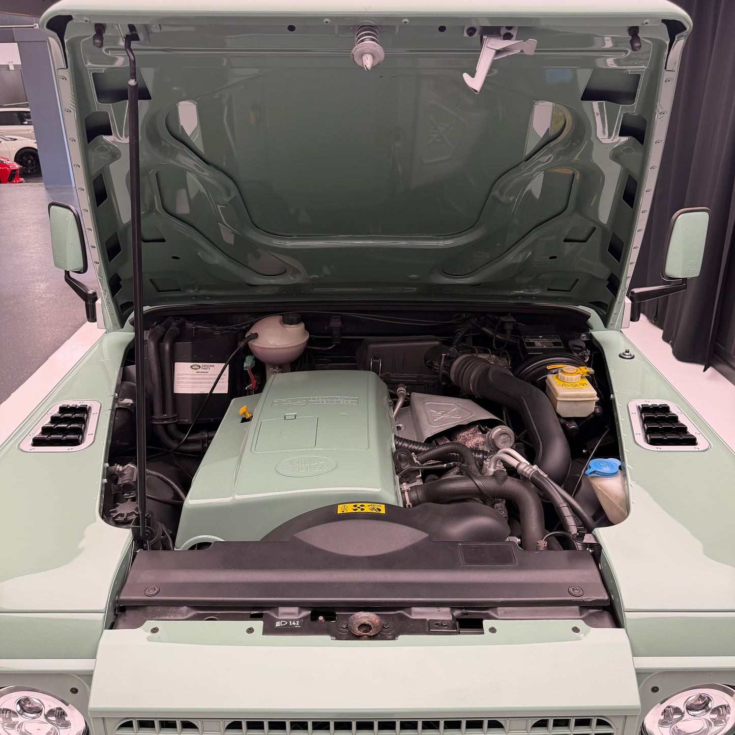 2000 Land Rover Defender