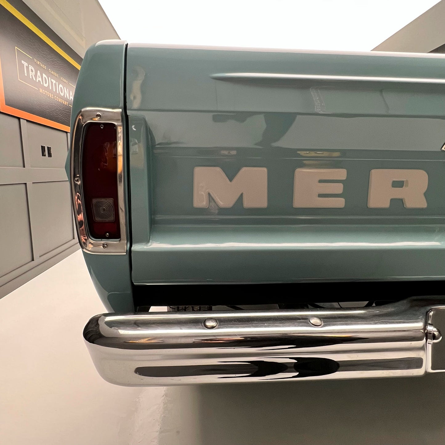 1967 Mercury M250