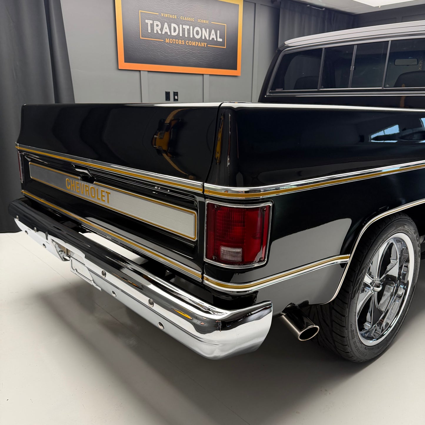1977 Chevrolet C10 Custom Deluxe