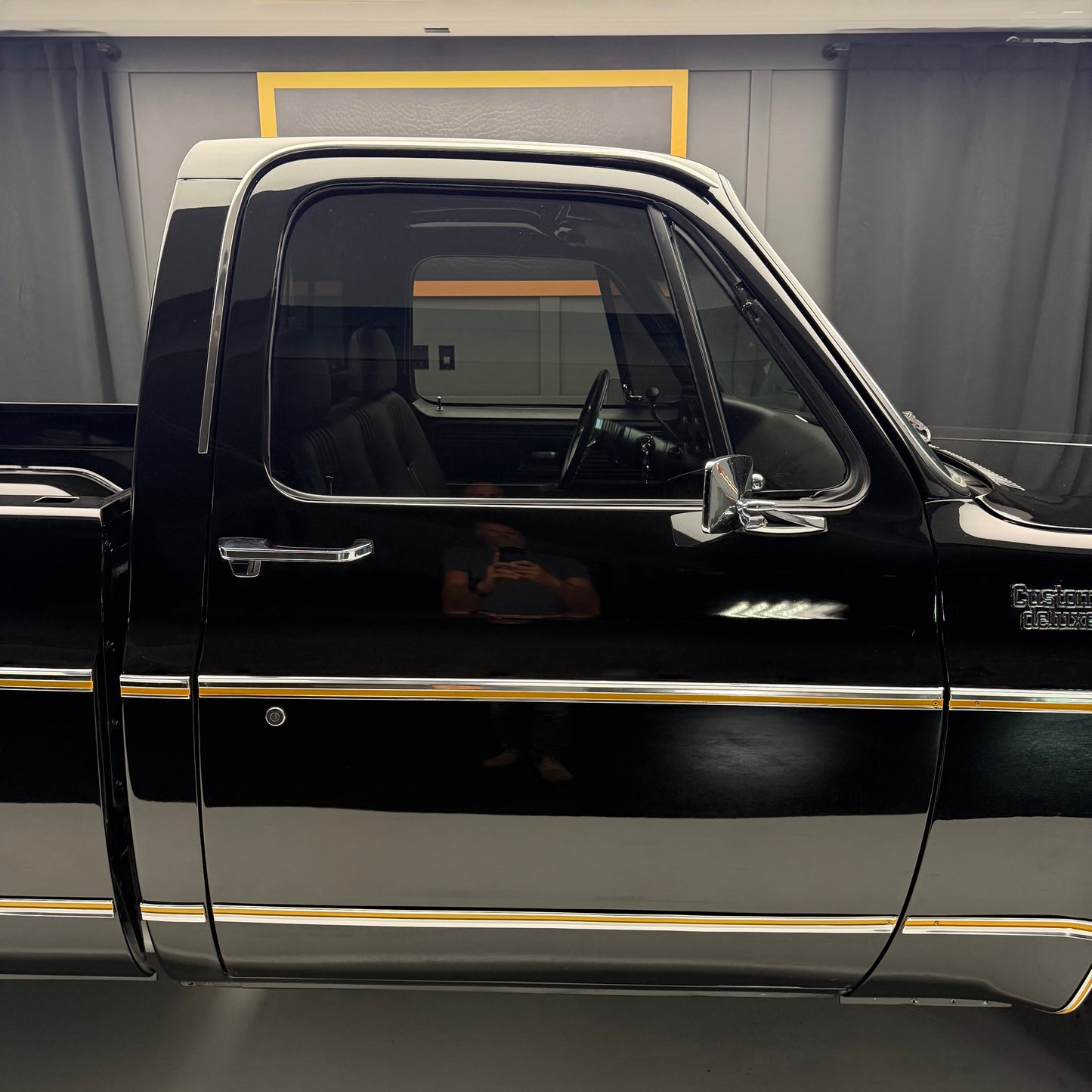 1977 Chevrolet C10 Custom Deluxe