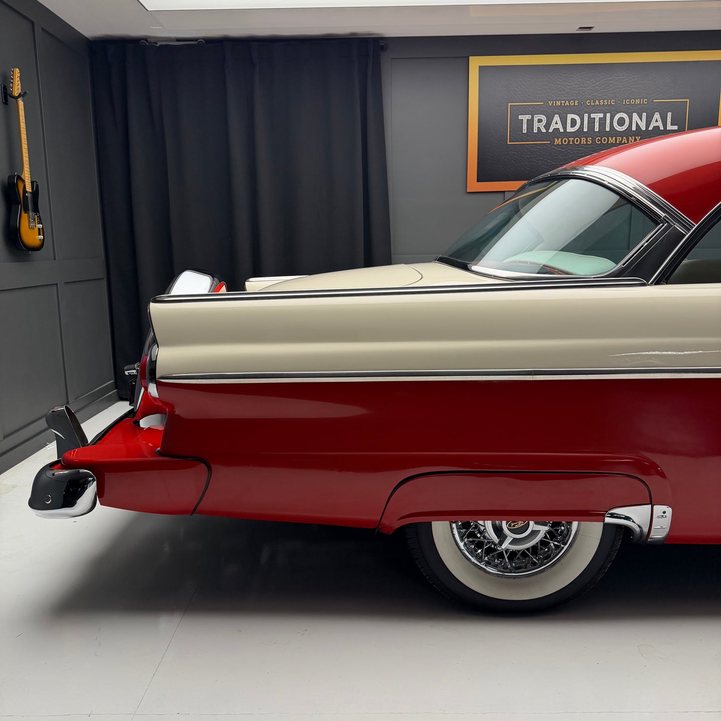 1955 Ford Fairlane Victoria