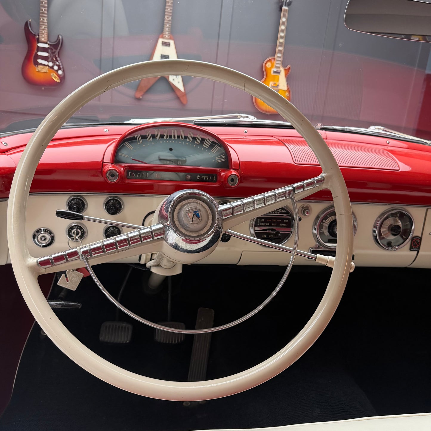 1955 Ford Fairlane Victoria