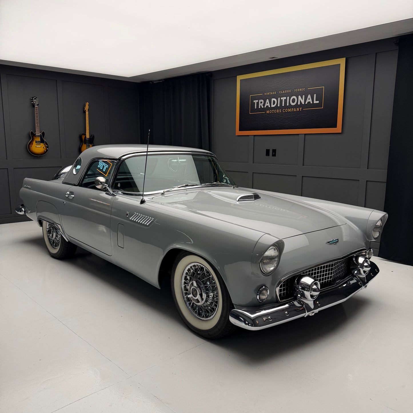 1956 Ford Thunderbird