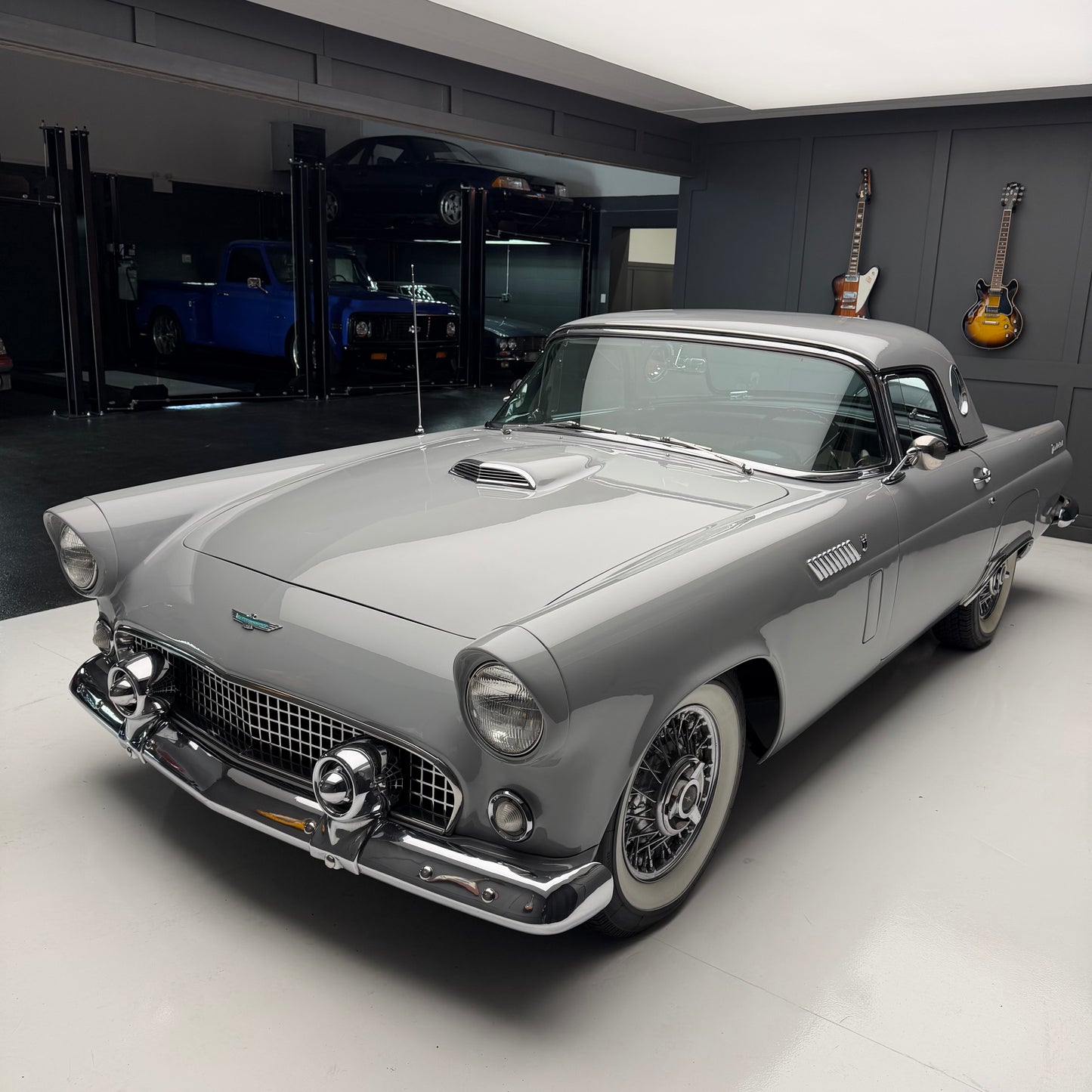 1956 Ford Thunderbird