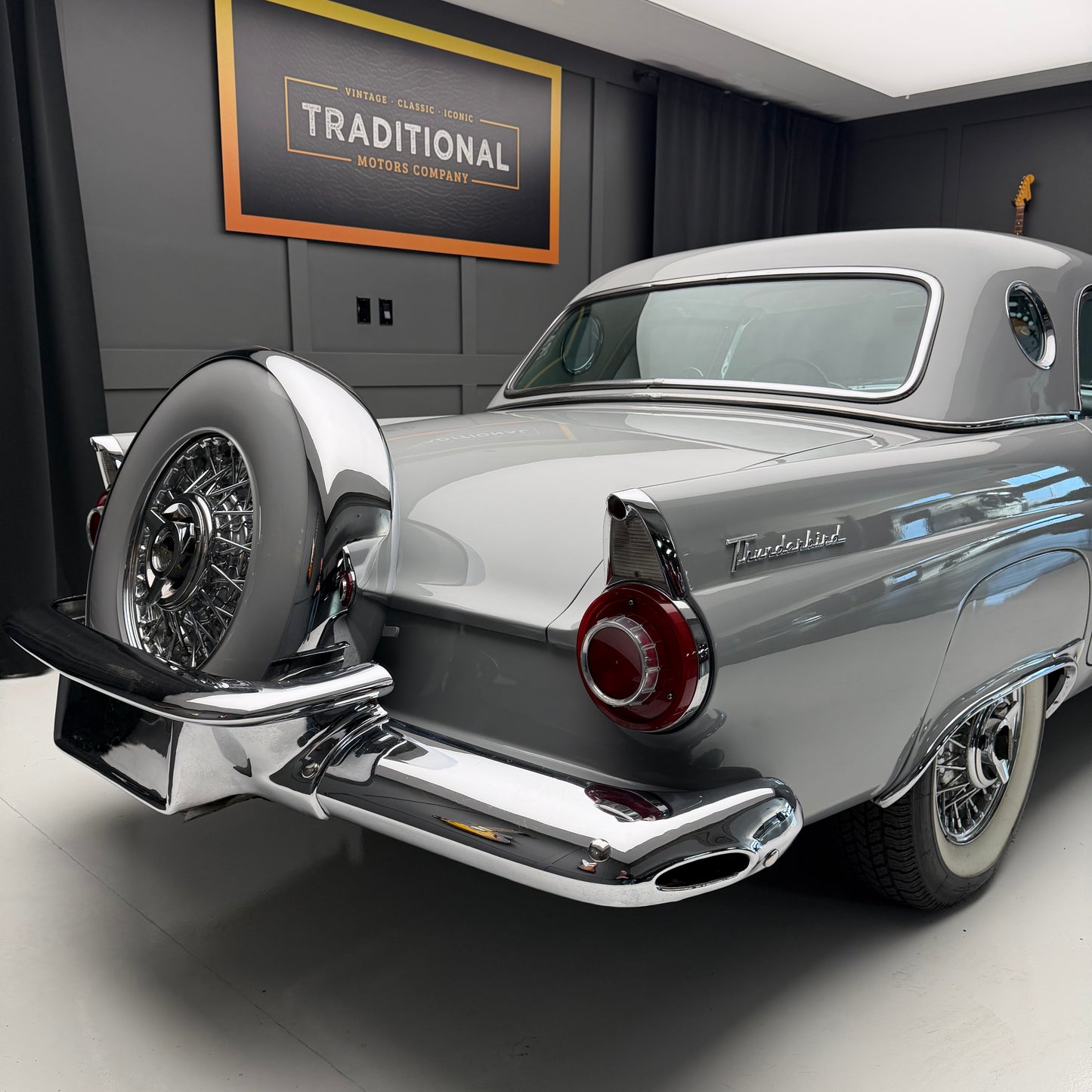 1956 Ford Thunderbird