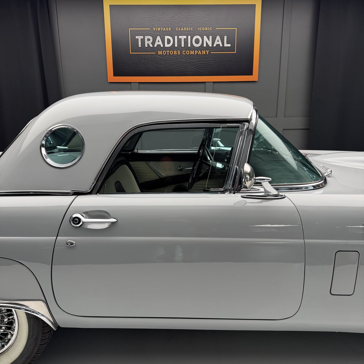 1956 Ford Thunderbird