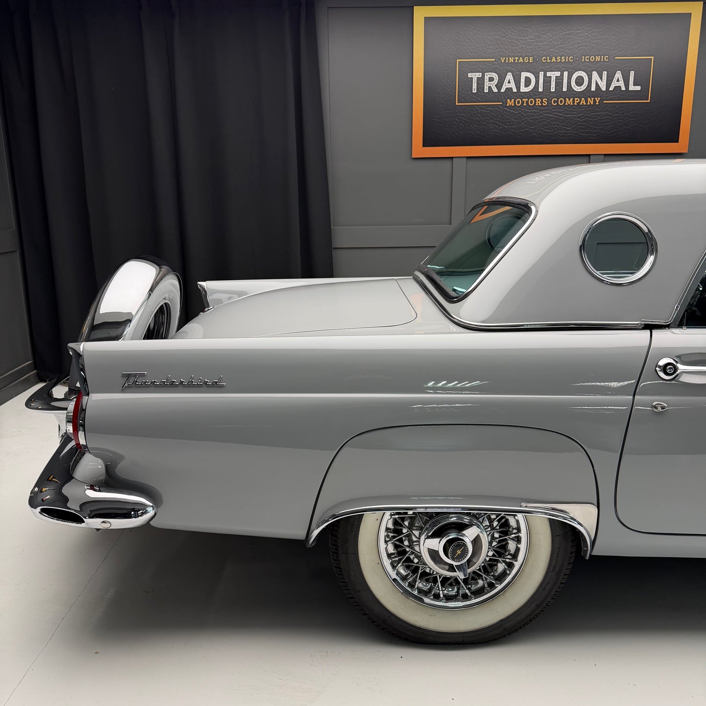 1956 Ford Thunderbird