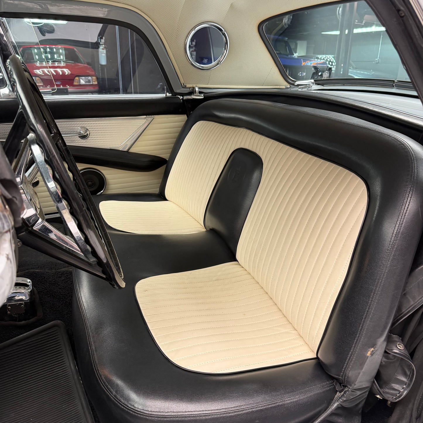 1956 Ford Thunderbird