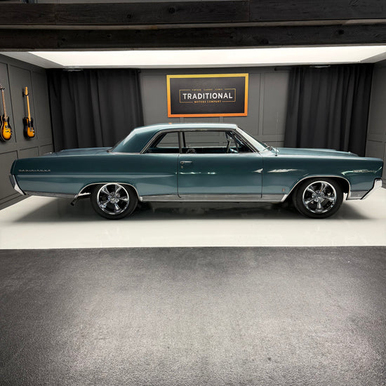1964 Pontiac Parisienne Custom Sport