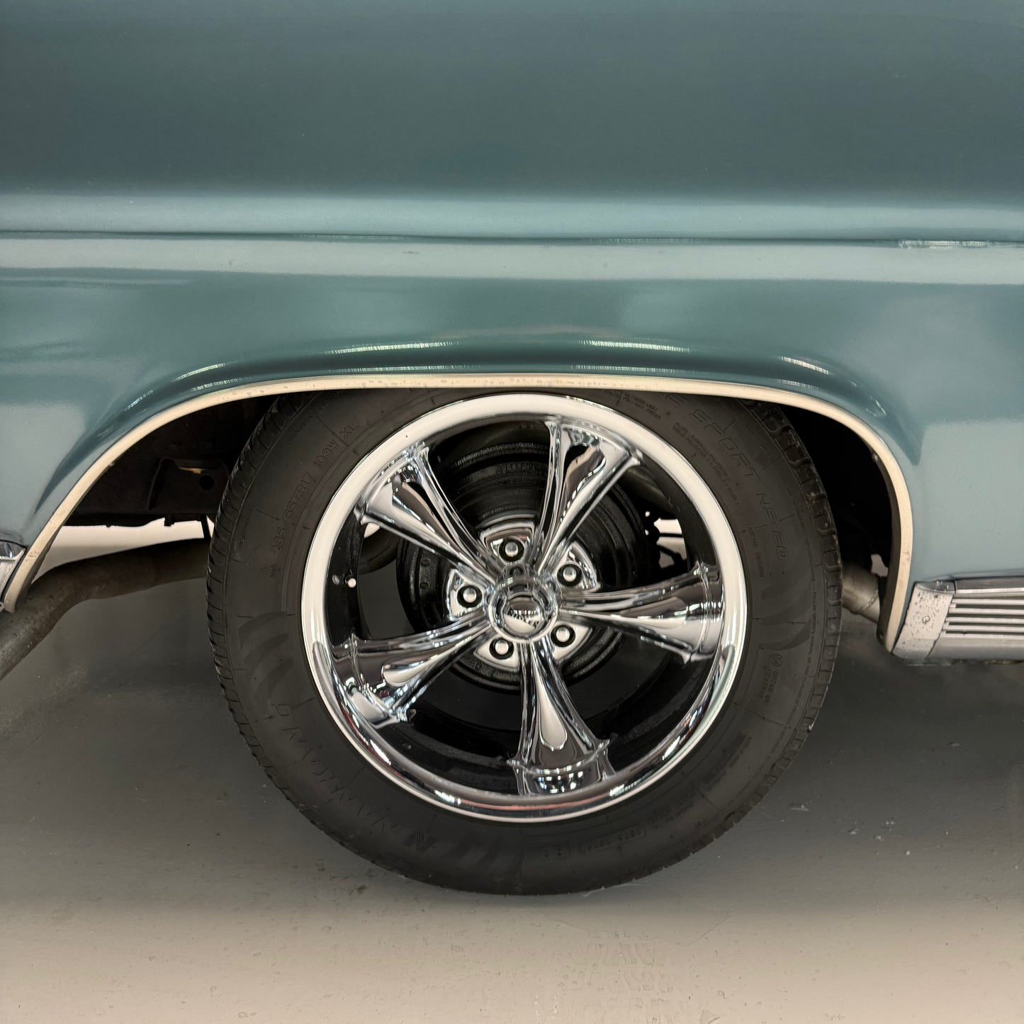 1964 Pontiac Parisienne Custom Sport