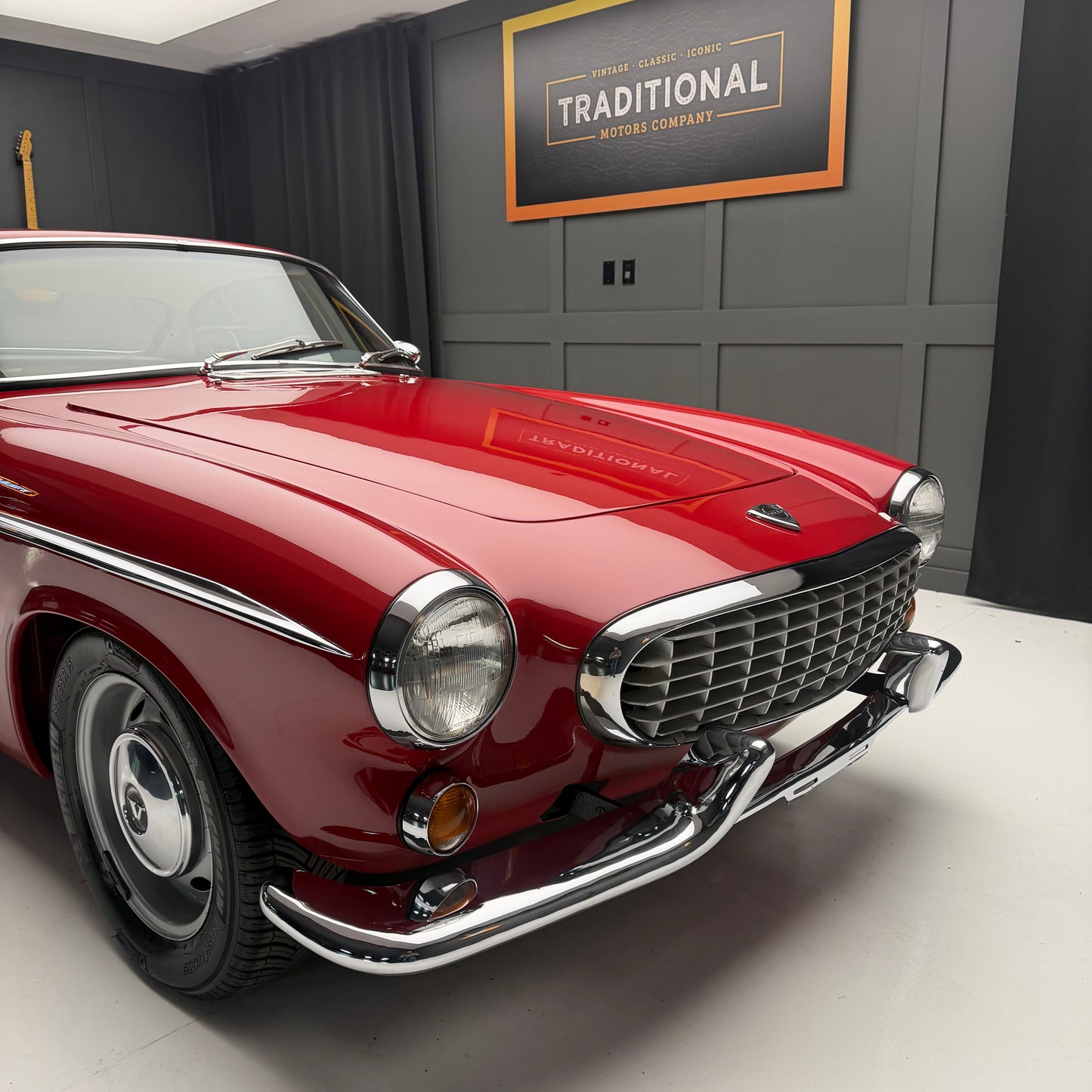 1963 Volvo P1800