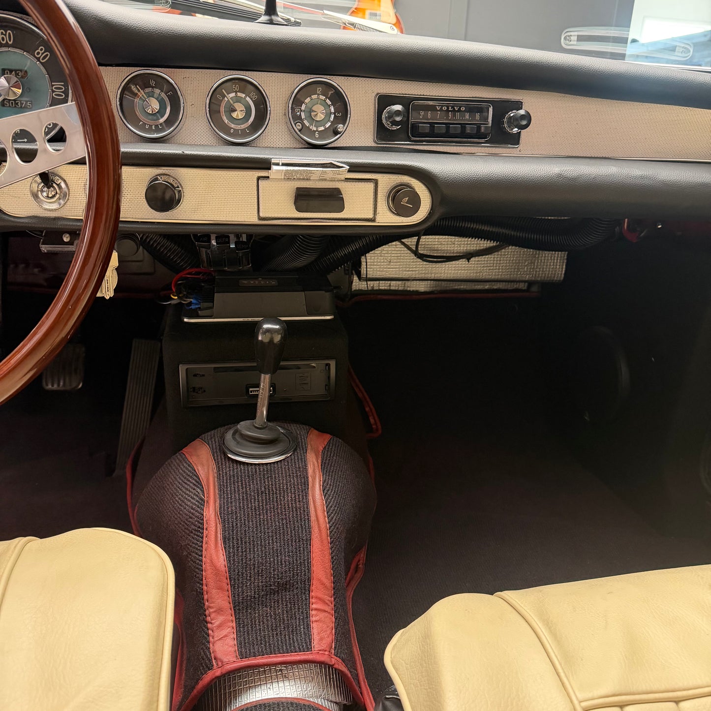 1963 Volvo P1800