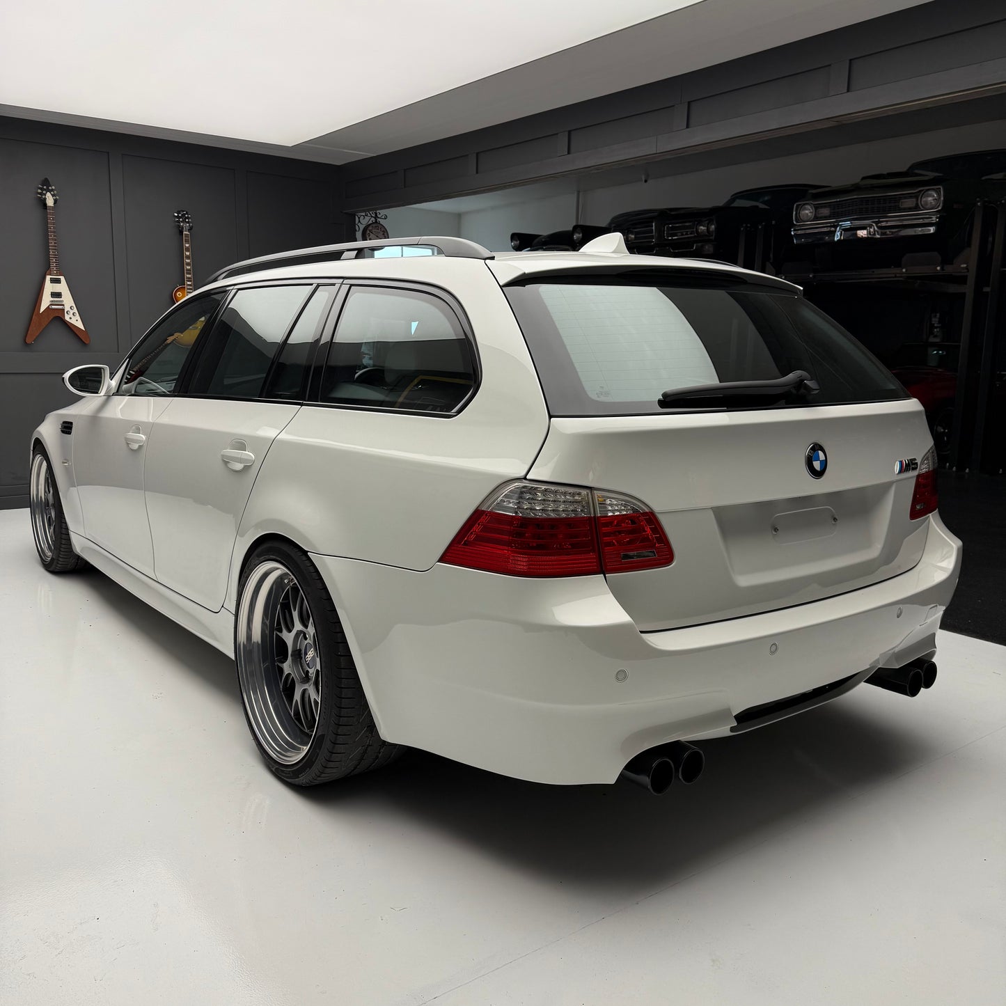 2008 BMW M5 SMG Touring E61