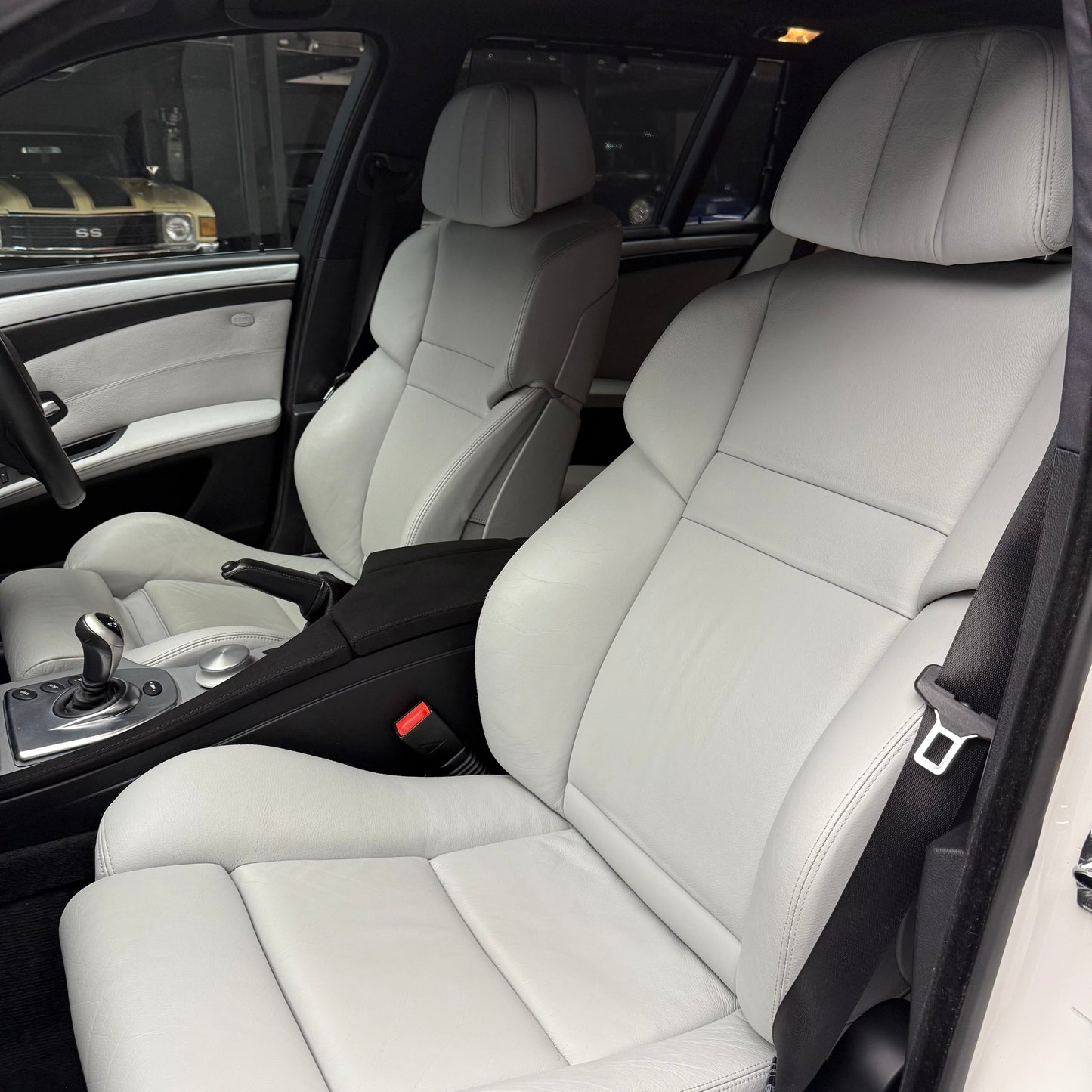 2008 BMW M5 SMG Touring E61