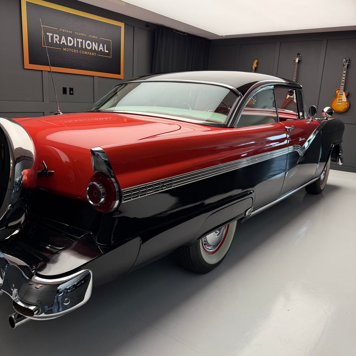 1956 Ford Fairlane Victoria