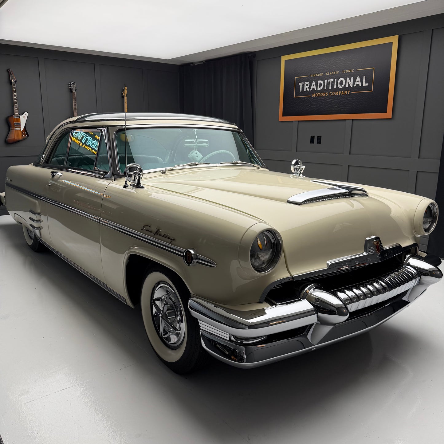 1954 Mercury Monterey Sun Valley