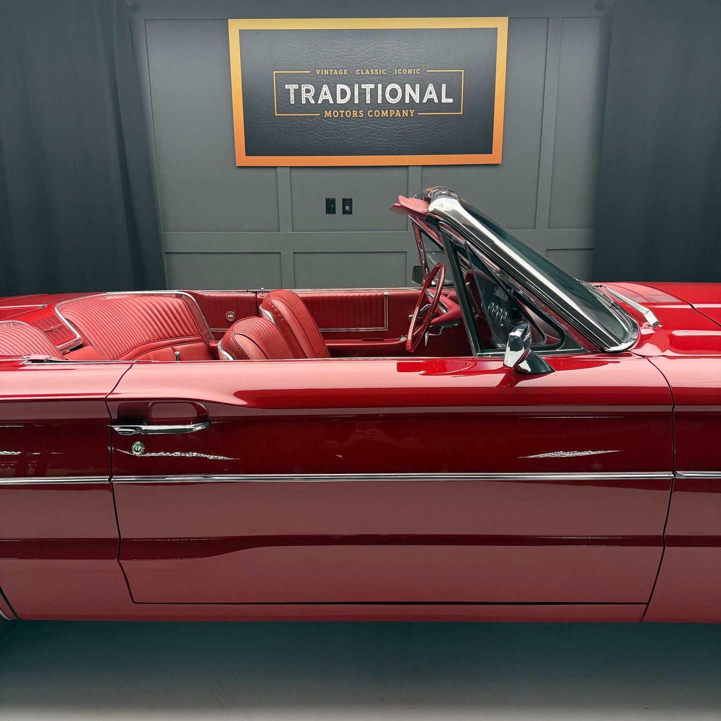 1966 Ford Thunderbird 428