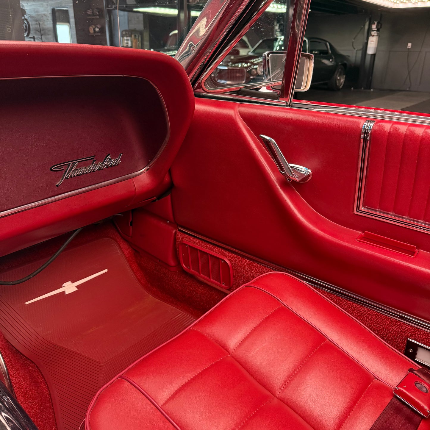 1966 Ford Thunderbird 428