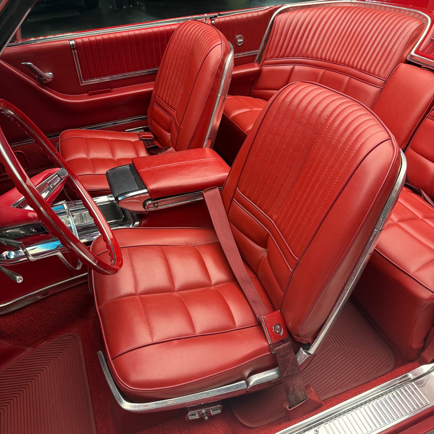 1966 Ford Thunderbird 428