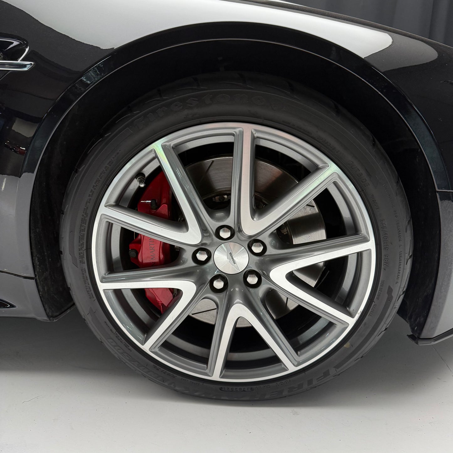 2013 Aston Martin Vantage
