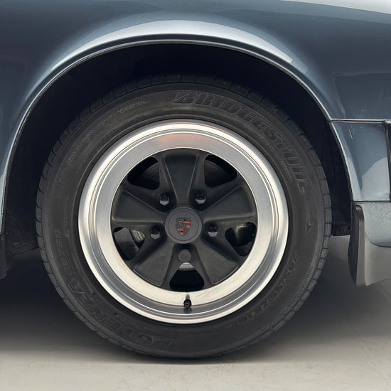 Load image into Gallery viewer, 1987 Porsche 911 Carrera
