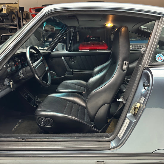 Load image into Gallery viewer, 1987 Porsche 911 Carrera
