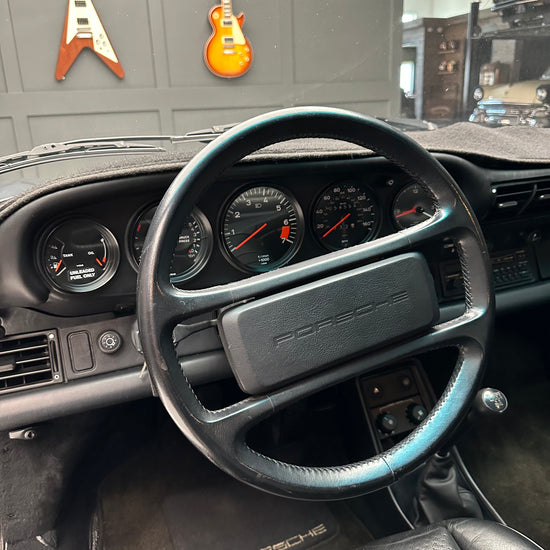 Load image into Gallery viewer, 1987 Porsche 911 Carrera
