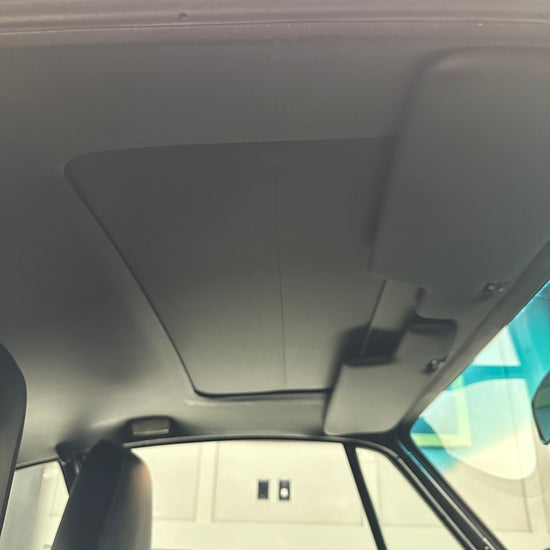 Load image into Gallery viewer, 1987 Porsche 911 Carrera
