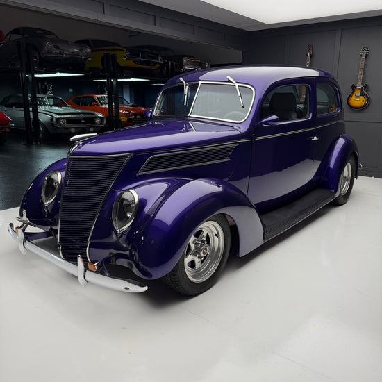 1937 Ford Two Door Flatback