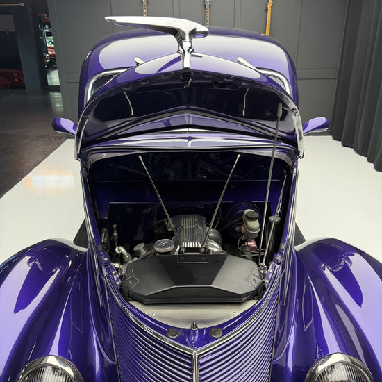 1937 Ford Two Door Flatback