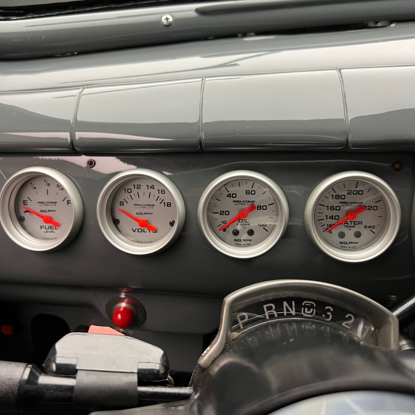 1948 Ford Super Deluxe