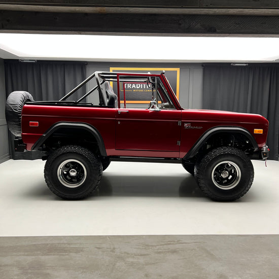 Load image into Gallery viewer, 1976 Ford Bronco