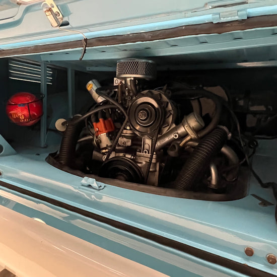 1974 Volkswagen Microbus Deluxe Samba 23 window