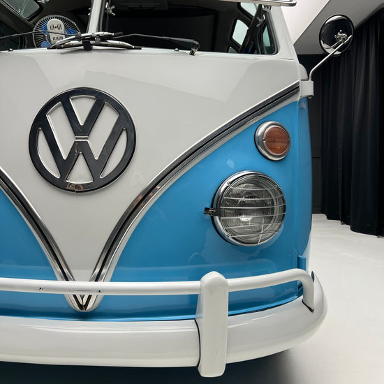 1974 Volkswagen Microbus Deluxe Samba 23 window
