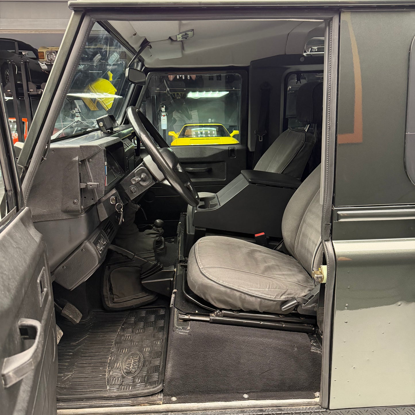 2005 Land Rover Defender