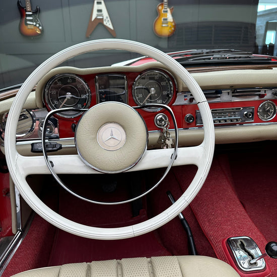 1966 Mercedes Benz 230SL Roadster