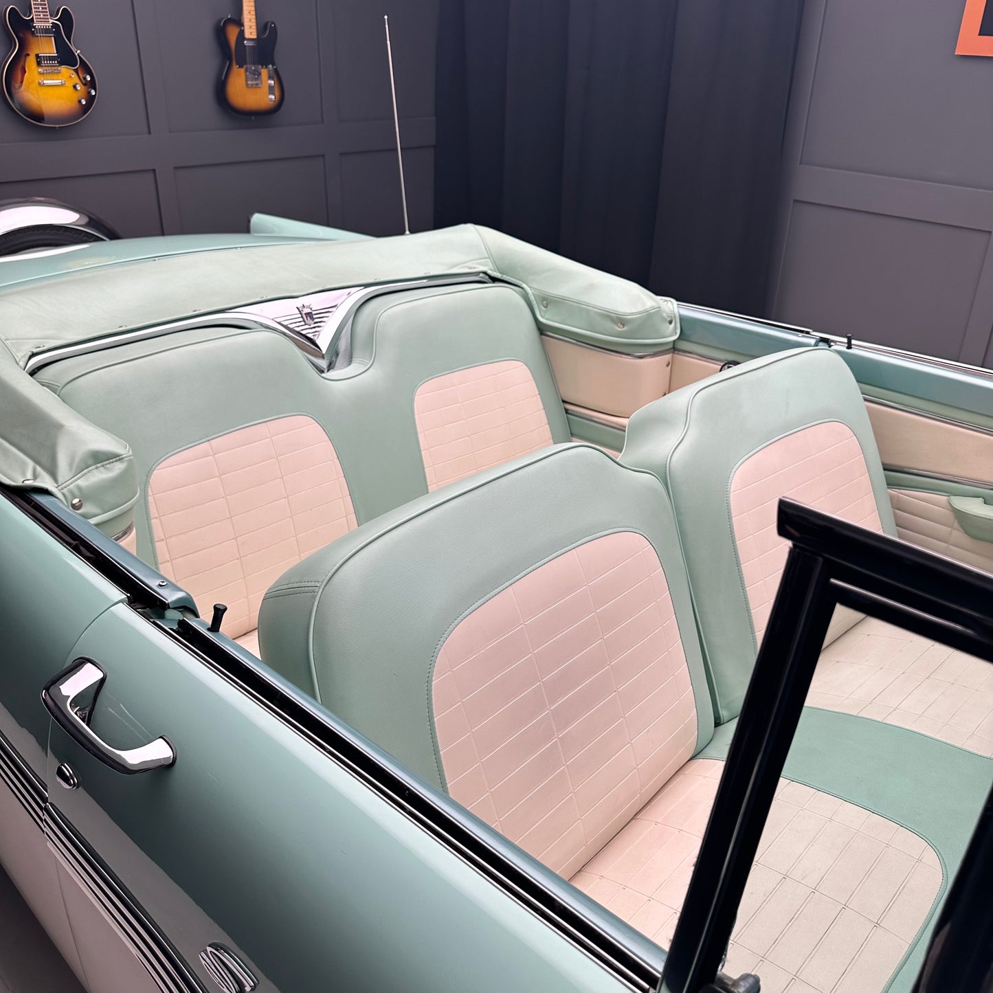 1956 Ford Fairlane Sunliner