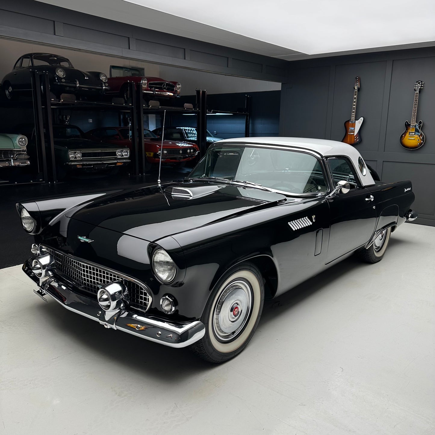 1956 Ford Thunderbird