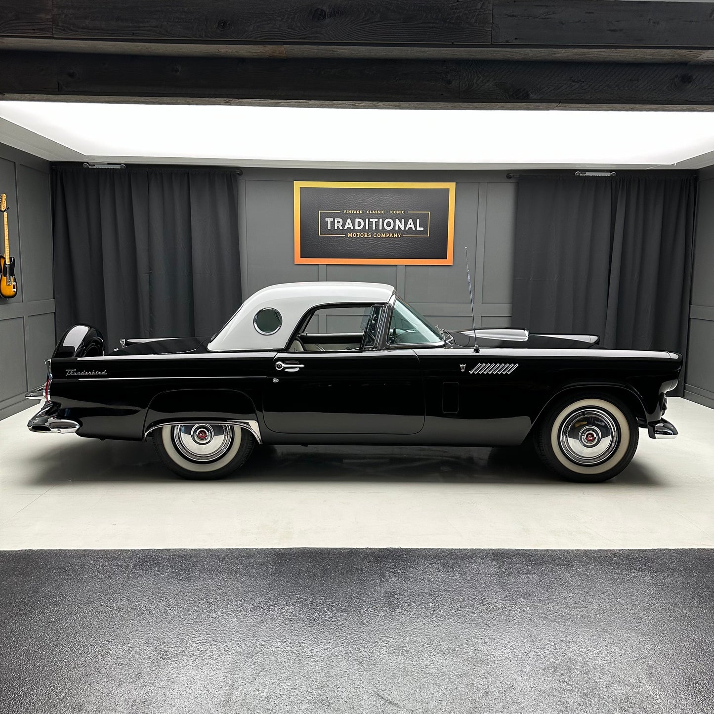 1956 Ford Thunderbird