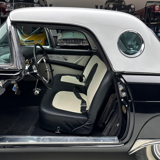 1956 Ford Thunderbird