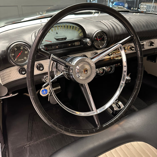1956 Ford Thunderbird