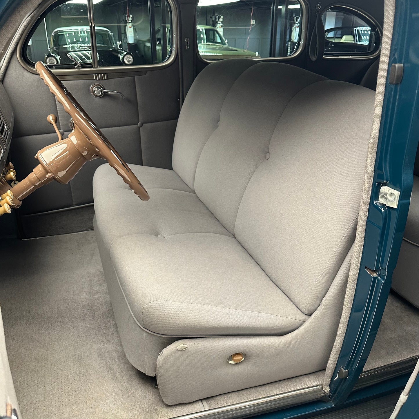 1939 Plymouth P8
