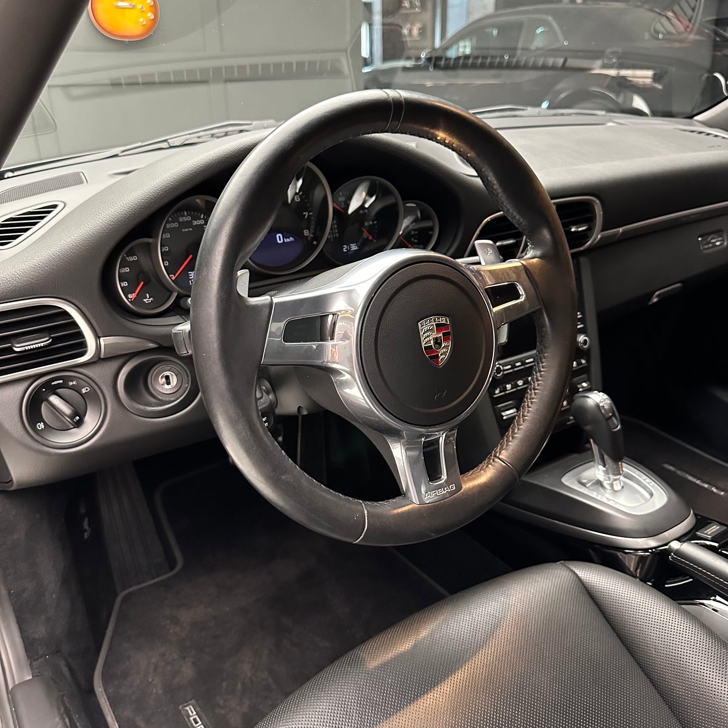 2012 Porsche 911 Carrera