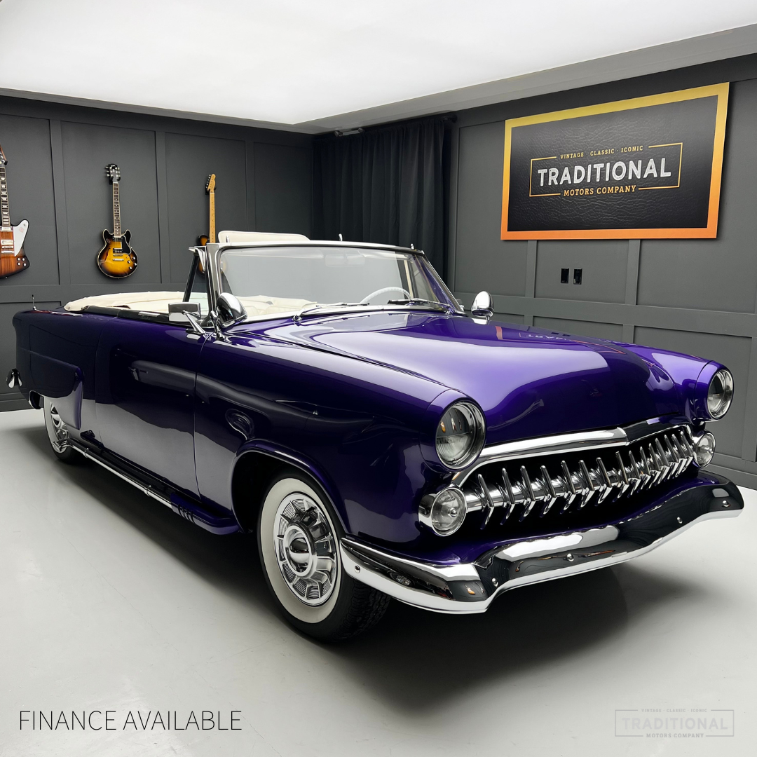 1952 Ford Crestline Sunliner