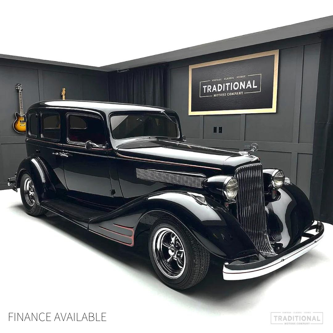 1934 Pontiac Eight