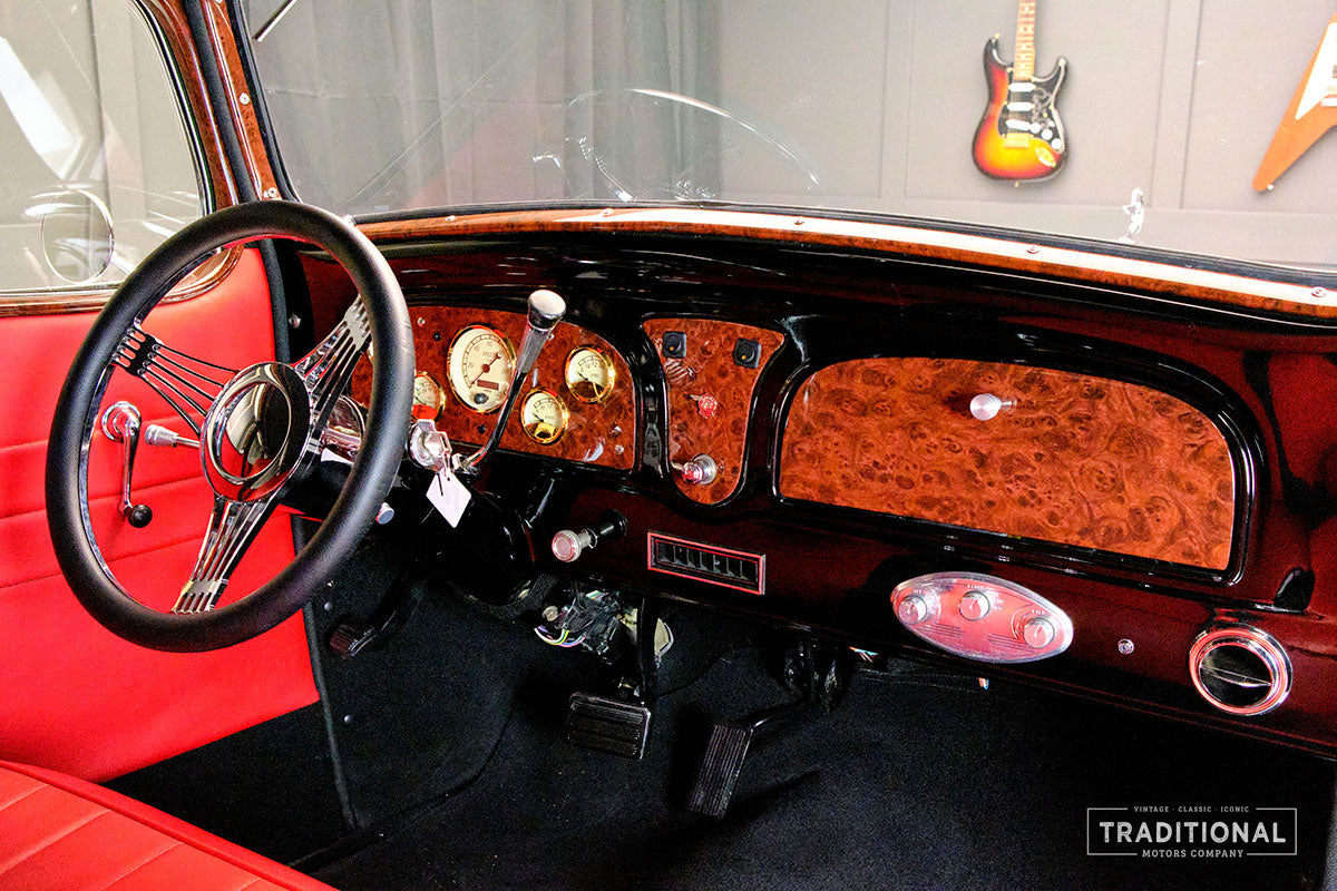 1934 Pontiac Eight