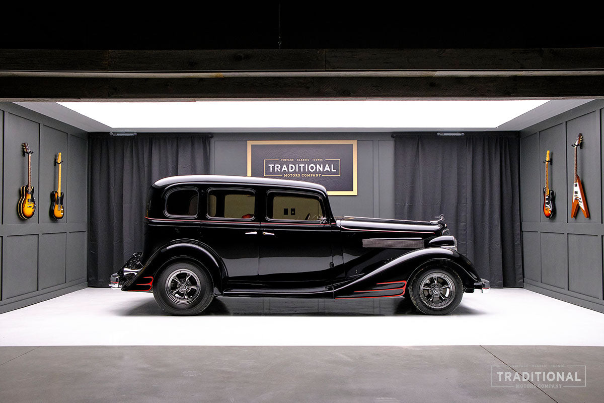 1934 Pontiac Eight