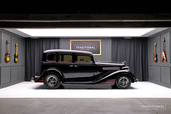 1934 Pontiac Eight